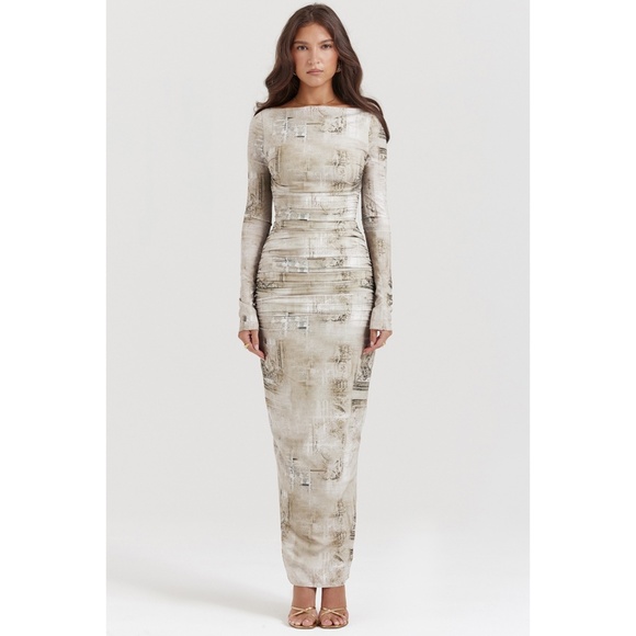 NEW House of CB Lanetta Pale Sage Print Maxi Dress Small - Picture 8 of 17